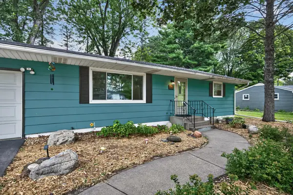13282 Andrews Avenue, Lindstrom, MN 55045