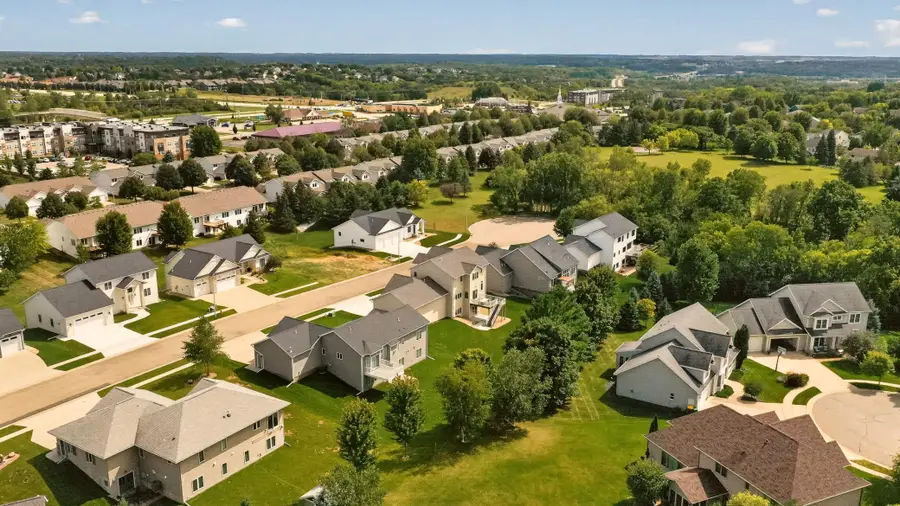 2238 Glady Lane Ne, Rochester, MN 55906 - #3