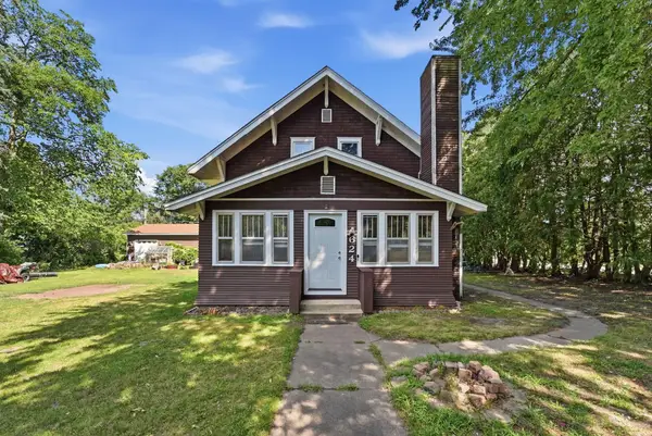 624 1st Avenue Ne, Long Prairie, MN 56347