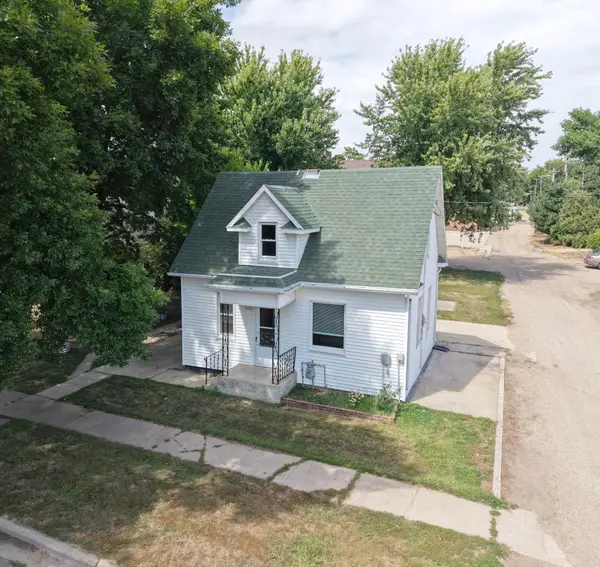838 7th Street, Westbrook, MN 56183