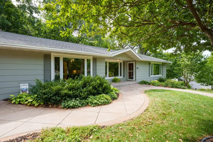 111 W Colvill Street, Cannon Falls, MN 55009 - #2