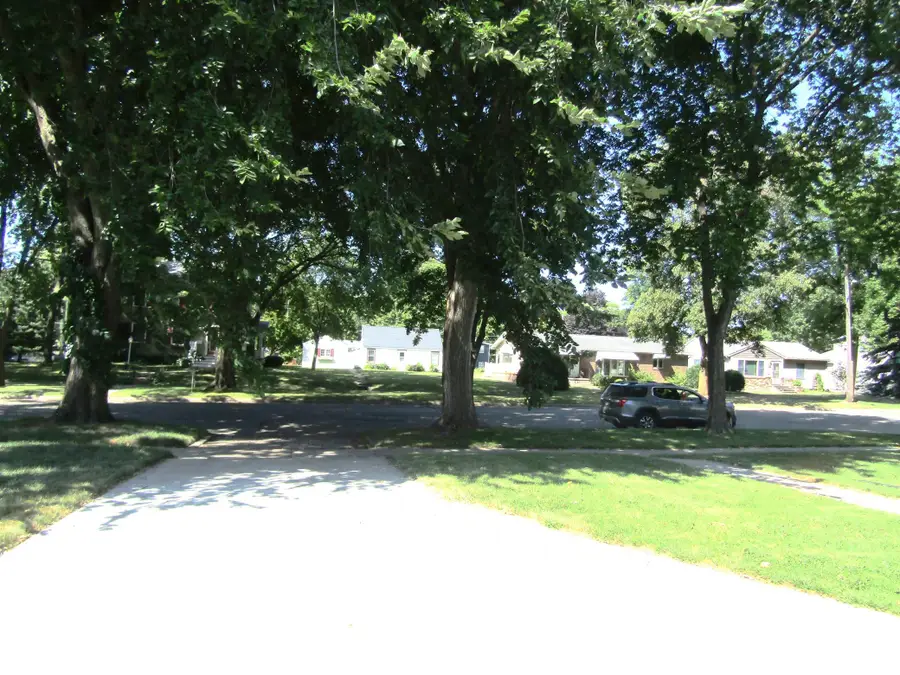 302 S 12th Street, Montevideo, MN 56265 - #2