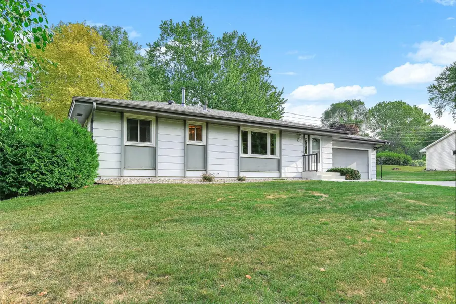 104 Meadow Circle N, Burnsville, MN 55337 - #2