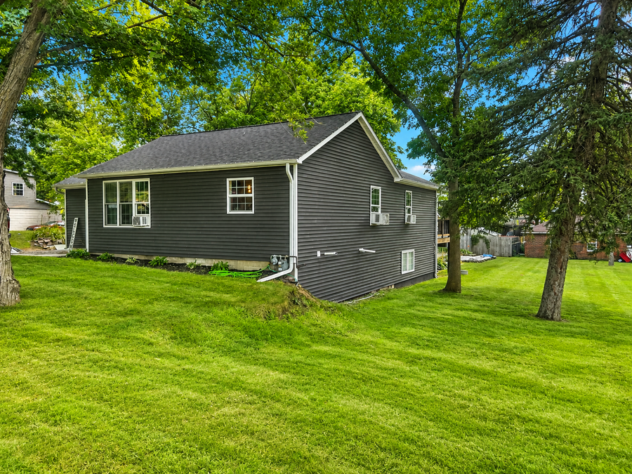 1052 Miller Avenue, Windom, MN 56101 - #2