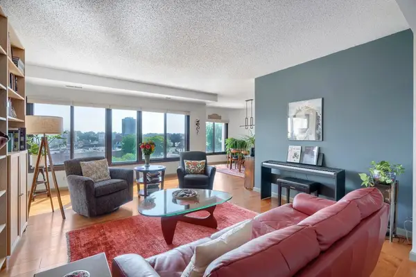 3145 Dean Court #505, Minneapolis, MN 55416