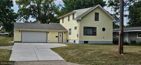 1650 Old Hudson Road, Saint Paul, MN 55106