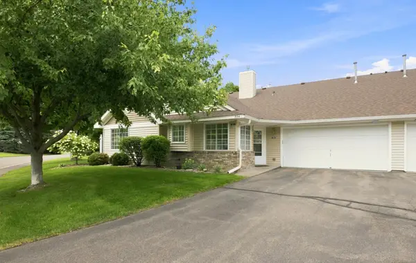 724 85th Lane Nw, Coon Rapids, MN 55433
