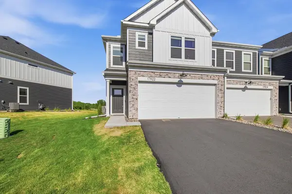 17922 Genoa Drive, Lakeville, MN 55024
