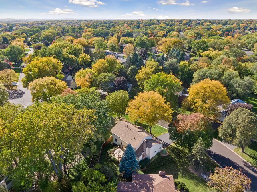 10001 Chowen Avenue S, Bloomington, MN 55431 - #3