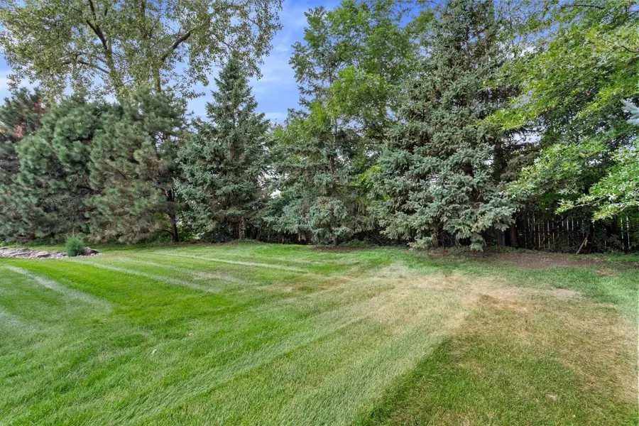 339 Summer Place E, Maplewood, MN 55117 - #2