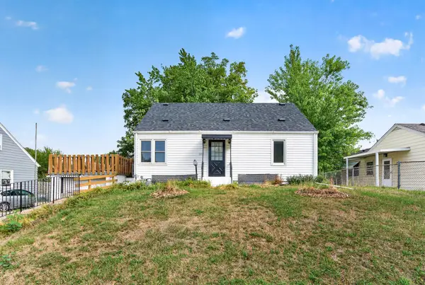 2057 Sherwood Avenue, Saint Paul, MN 55119