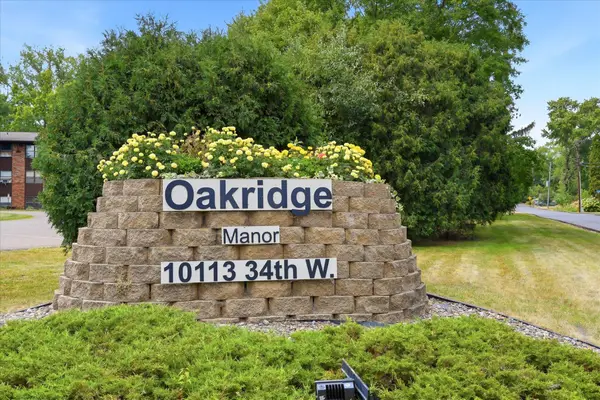 10113 W 34th Street #216, Minnetonka, MN 55305