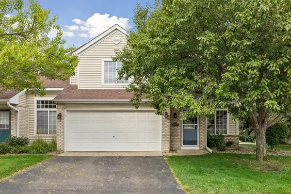 15329 Greenhaven Lane #101, Burnsville, MN 55306