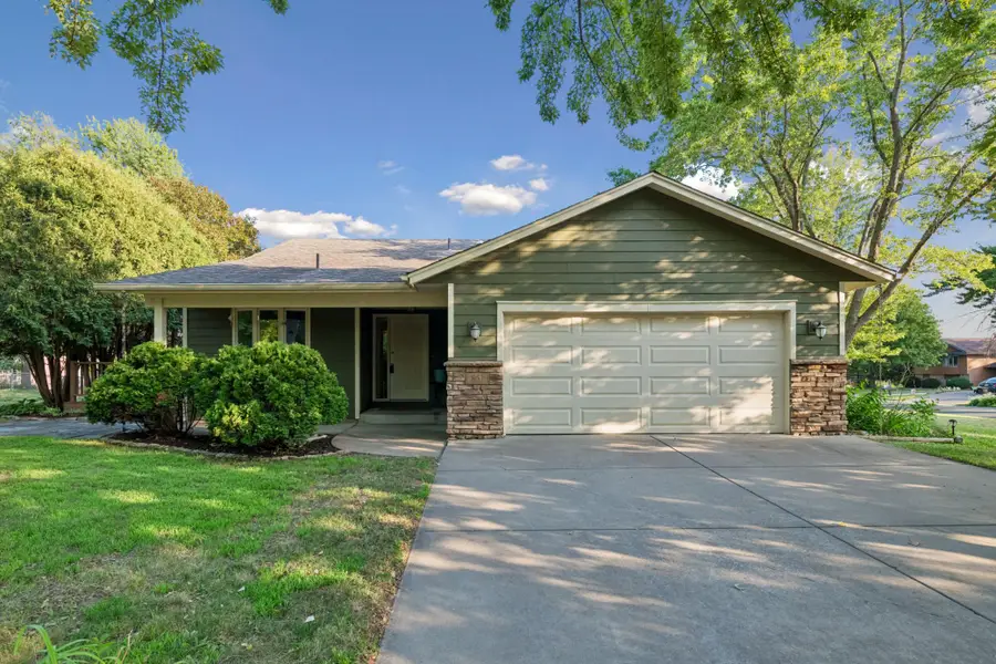 951 Redwing Court, Chanhassen, MN 55317 - #3