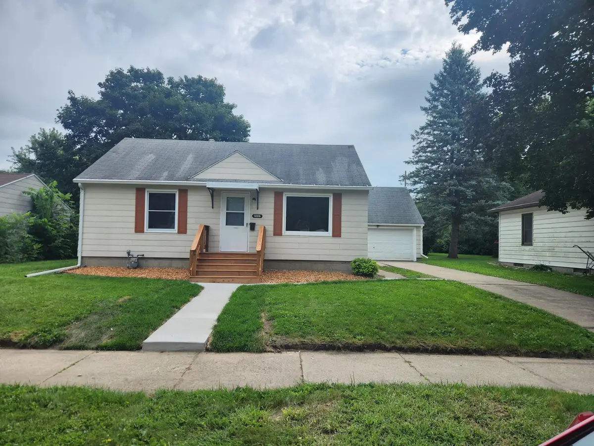 1806 2nd Street Ne, Austin, MN 55912 - #1