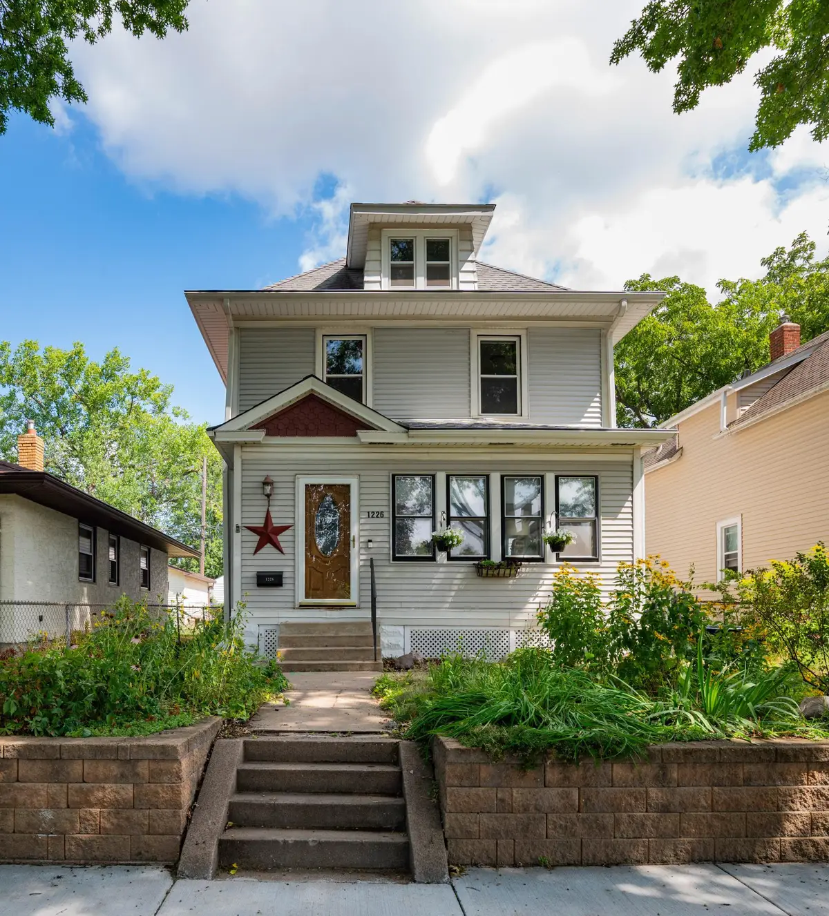 1226 Albemarle Street, Saint Paul, MN 55117 - #1