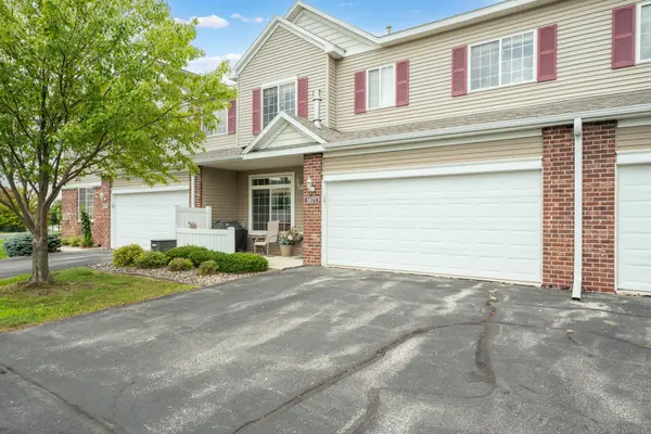 1877 Sandcherry Court Nw, Rochester, MN 55901