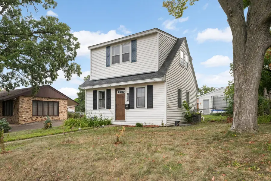 3540 Noble Avenue N, Crystal, MN 55422 - #2