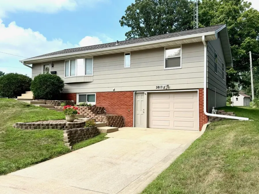 2817 15th Avenue Nw, Rochester, MN 55901 - #2