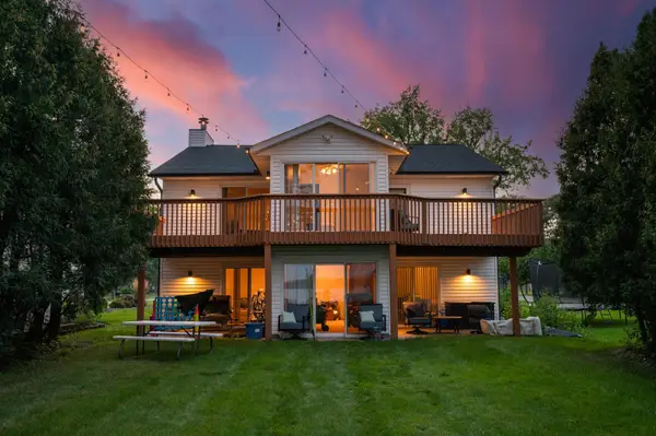 1055 N Shore Drive, Forest Lake, MN 55025