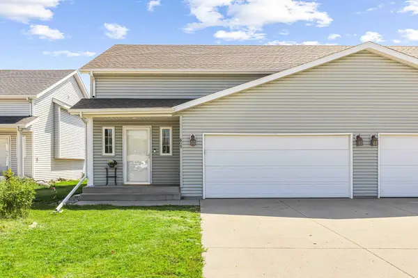 605 13 1/2 Avenue E, West Fargo, ND 58078
