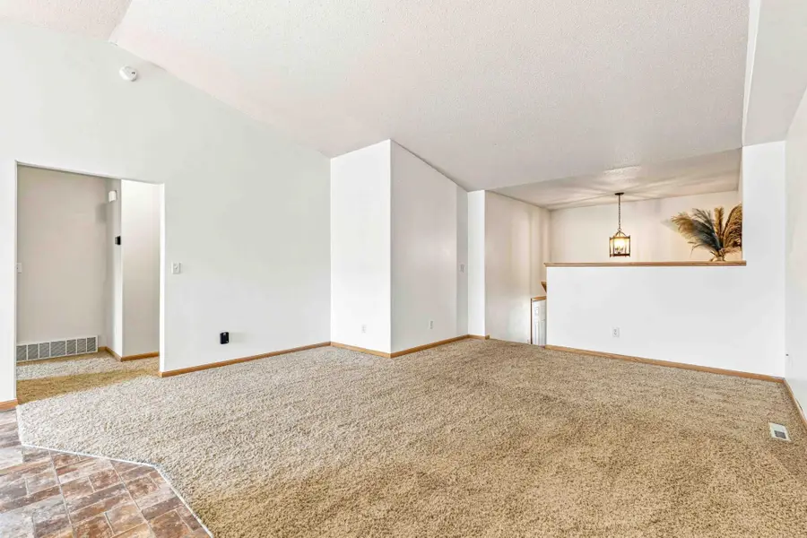 605 13 1/2 Avenue E, West Fargo, ND 58078 - #3