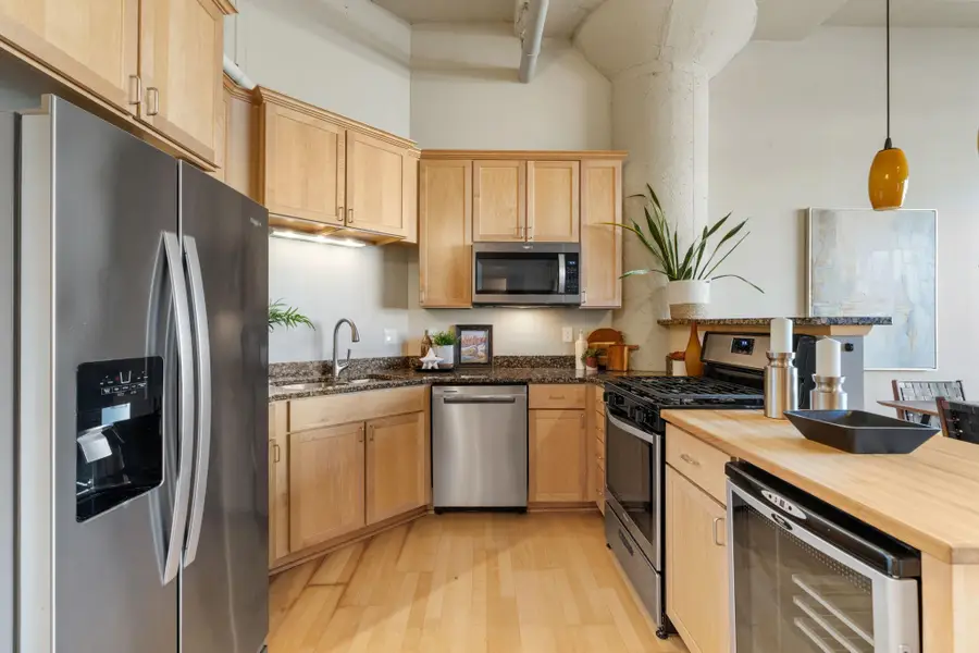1901 E Hennepin Avenue #105, Minneapolis, MN 55413 - #3