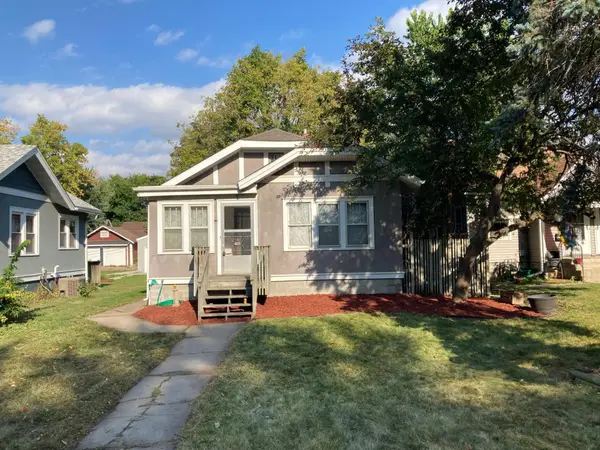 4225 Snelling Avenue, Minneapolis, MN 55406