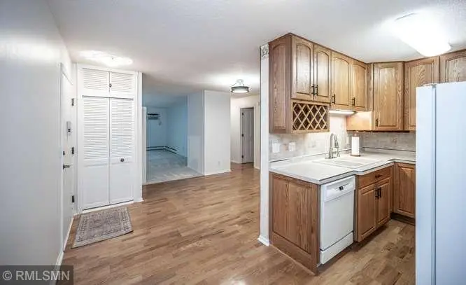 135 Viking Drive E #102, Little Canada, MN 55117 - #3