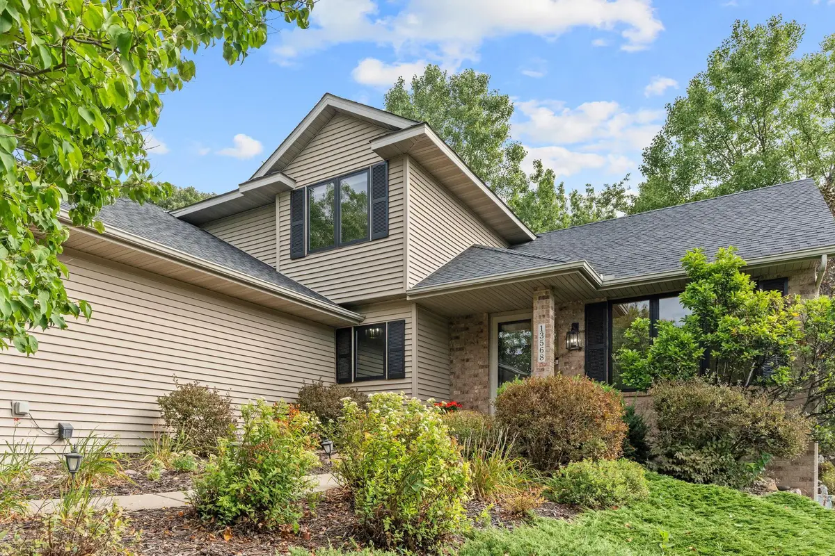 13568 Flint Lane, Apple Valley, MN 55124 - #1