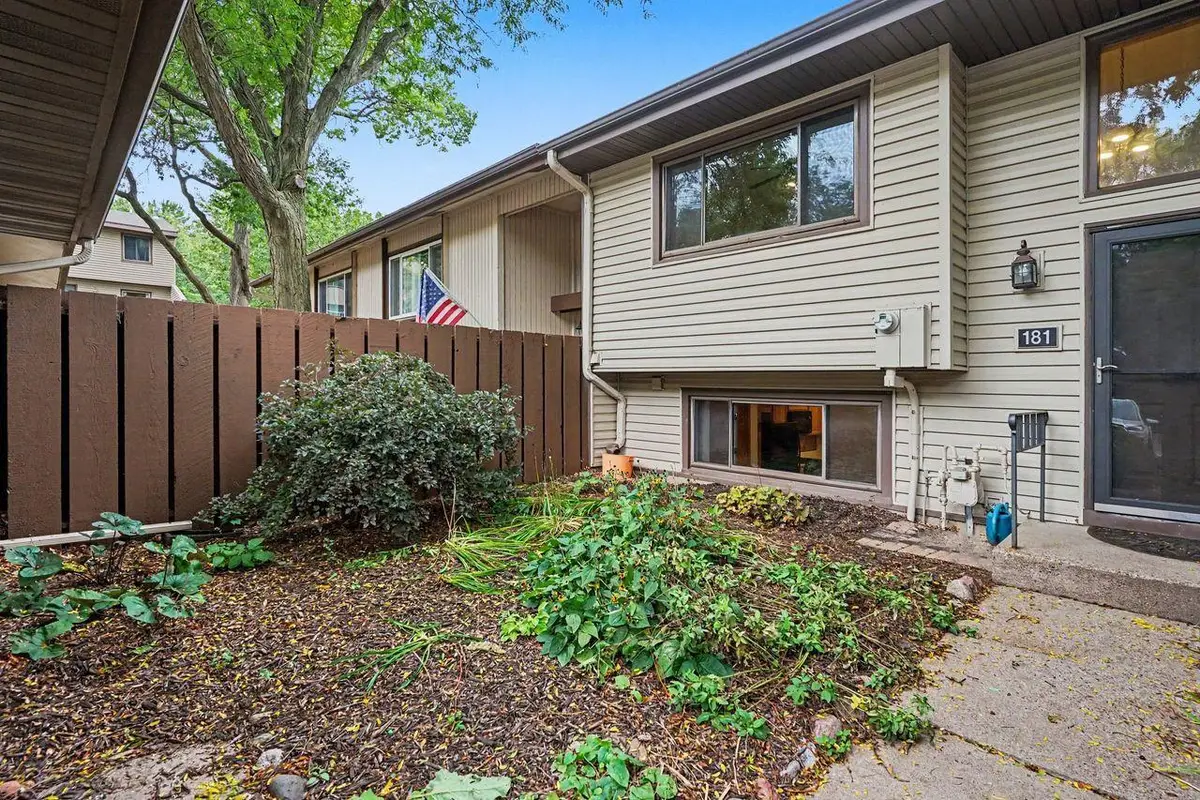 181 River Woods Lane, Burnsville, MN 55337 - #1