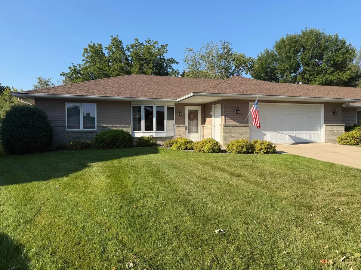217 Green Lea Lane, Albert Lea, MN 56007 - #1