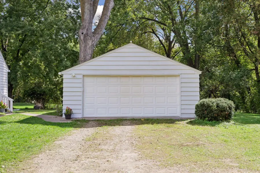 2922 Old Highway 8, Roseville, MN 55113 - #3