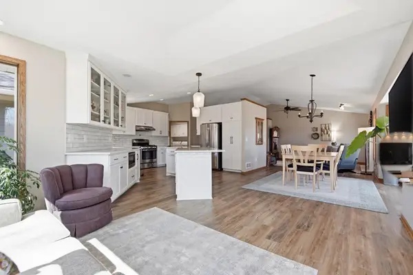 19331 Baldwin Street Nw, Elk River, MN 55330