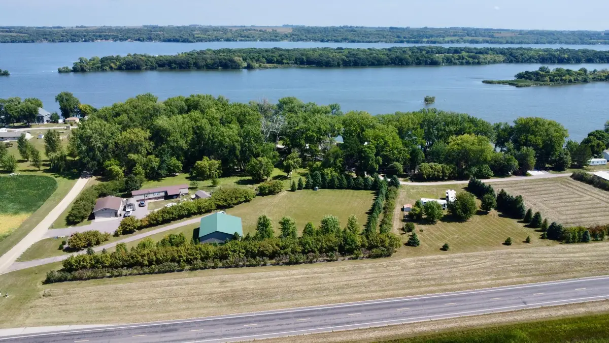 48479 Baileys Bay Road, Big Stone City, SD 57216 - #1