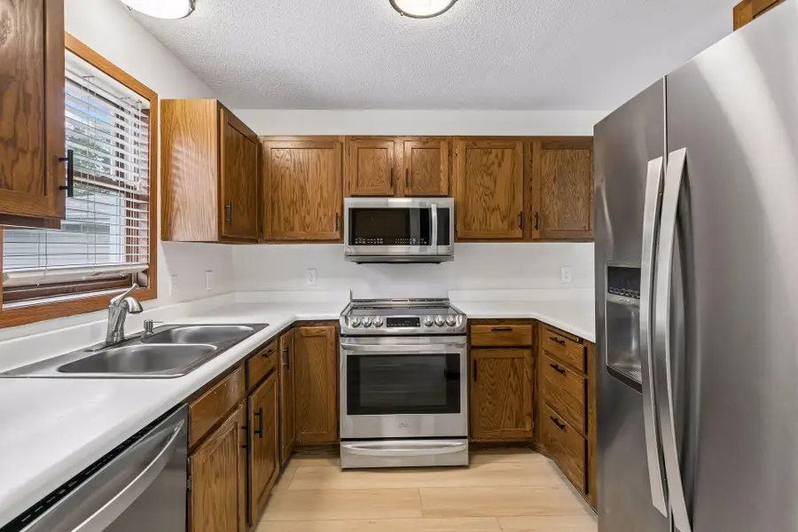 942 E Travelers Trail #58, Burnsville, MN 55337 - #3