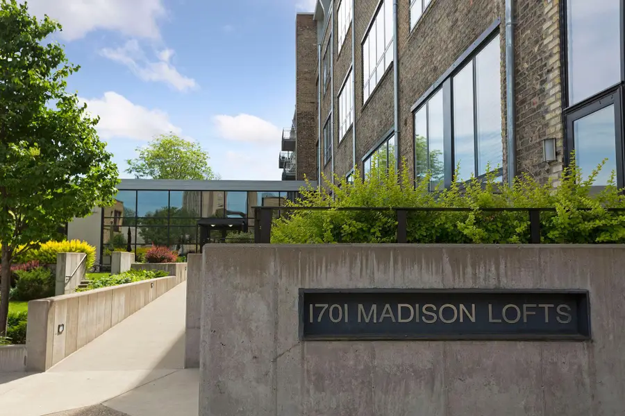 1701 Madison Street Ne #404, Minneapolis, MN 55413 - #2