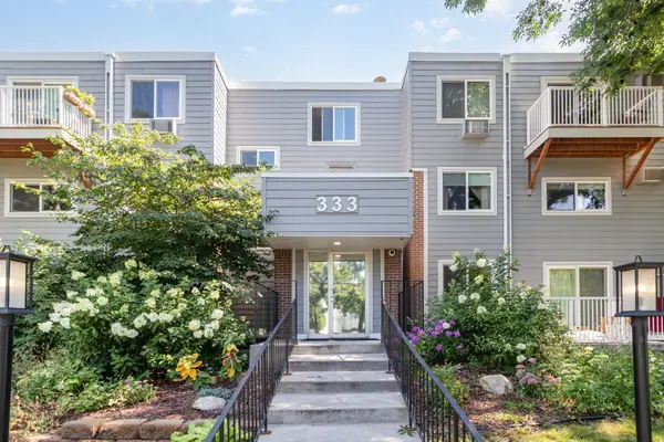 333 8th Street Se #316, Minneapolis, MN 55414