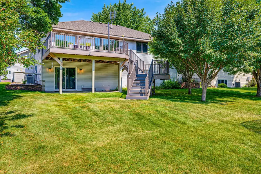 160 Orchard Avenue Se, Hutchinson, MN 55350 - #2