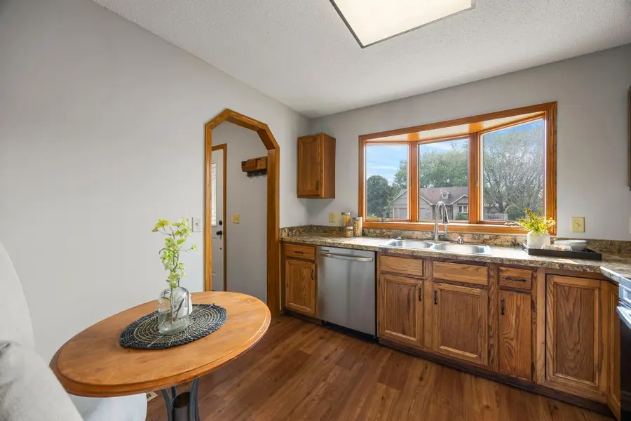 5700 Deer Trail E, Shoreview, MN 55126 - #3