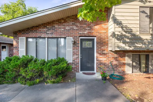 2241 Country Lane, Minnetonka, MN 55305