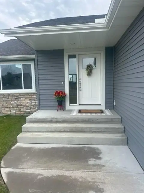 11411 Latham Lane, Chisago City, MN 55013
