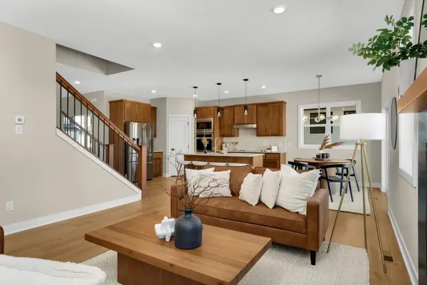 2164 Eustis, Roseville, MN 55113