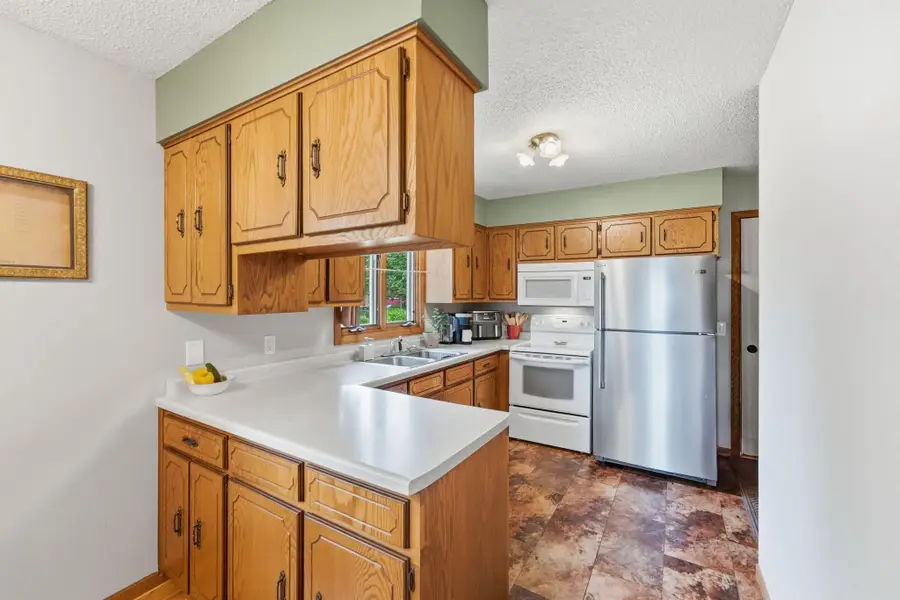 681 Elm Street, Paynesville, MN 56362 - #2