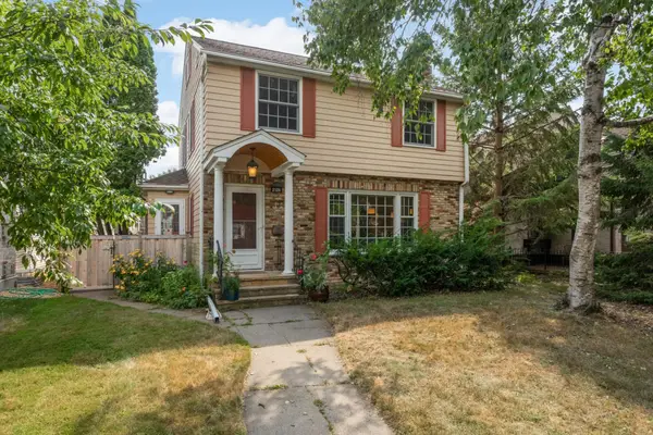 2126 Scheffer Avenue, Saint Paul, MN 55116
