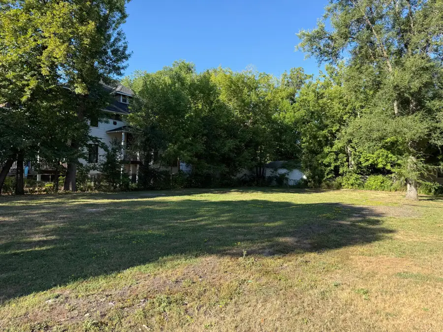 305 University Drive S, Fargo, ND 58103 - #3