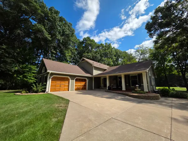 4556 224th Avenue Ne, East Bethel, MN 55011