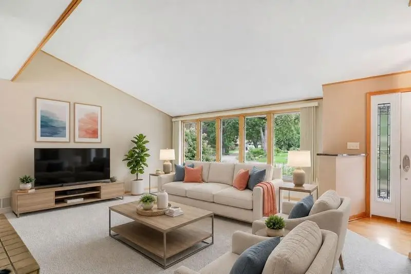 2430 Vale Crest Road, Golden Valley, MN 55422 - #3