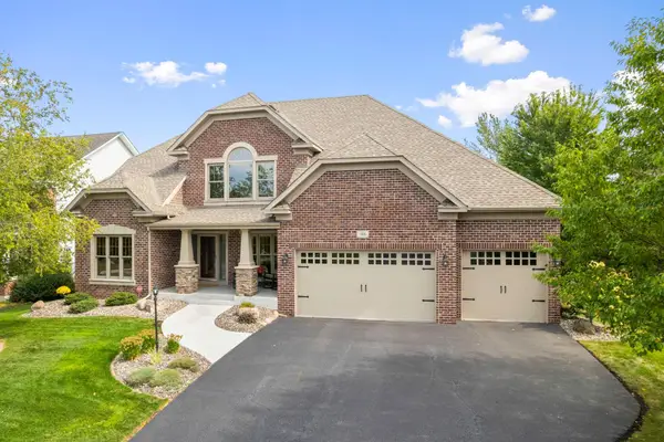 1106 Overlook Lane, Carver, MN 55315