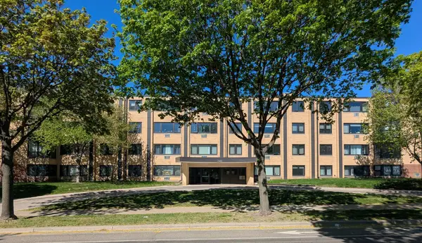 2500 Blaisdell Avenue #206, Minneapolis, MN 55404